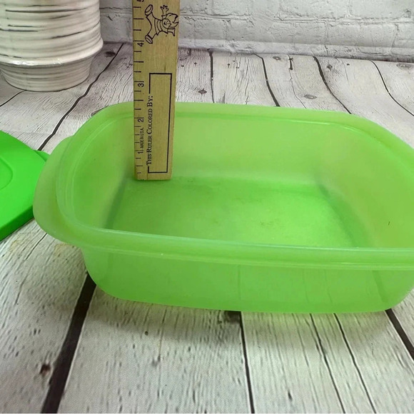 tupperware crystakwave 1L rectangle microwave bowl green - Picture 5 of 7